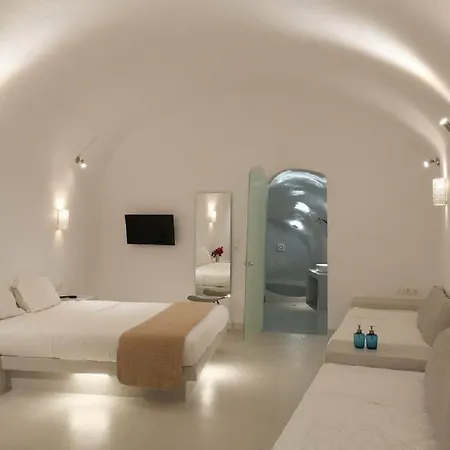 Santorini Spirit Hotel 4*